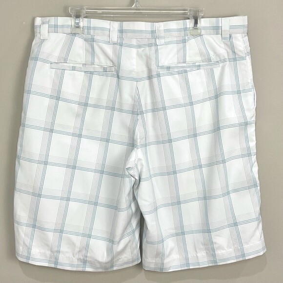 Callaway White Plaid Golf Shorts Windowpane Flat Front Mens Sz 38 Multi-Color - Picture 2 of 3